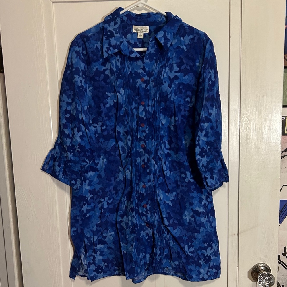 Coldwater Creek Long Shirt Women’s Size XL Blue Floral Button-down